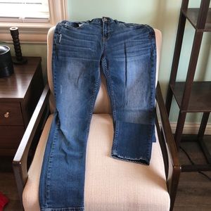 Aeropostale Kylie Boyfriend Jeans